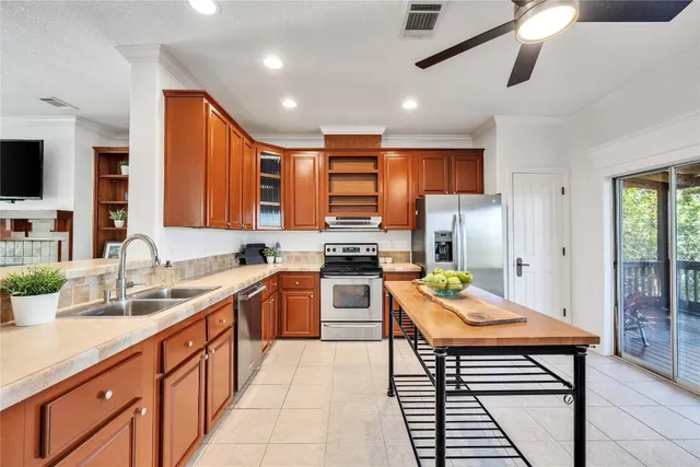 $525,000 | 2108 Indian Creek Road, Austin, TX 78734