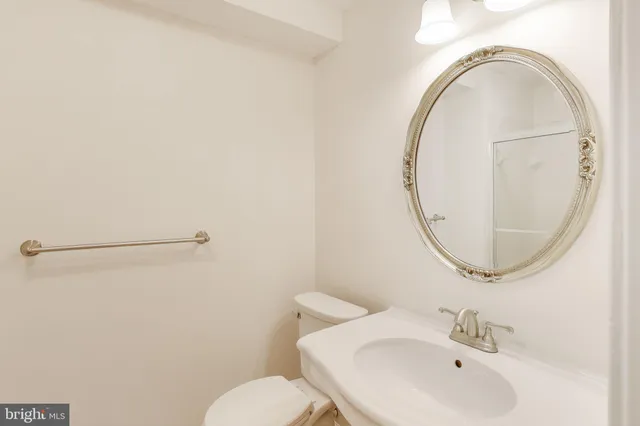 $275,000 | 13107 Briarcliff Terrace, Unit 2204, Germantown, MD 20874