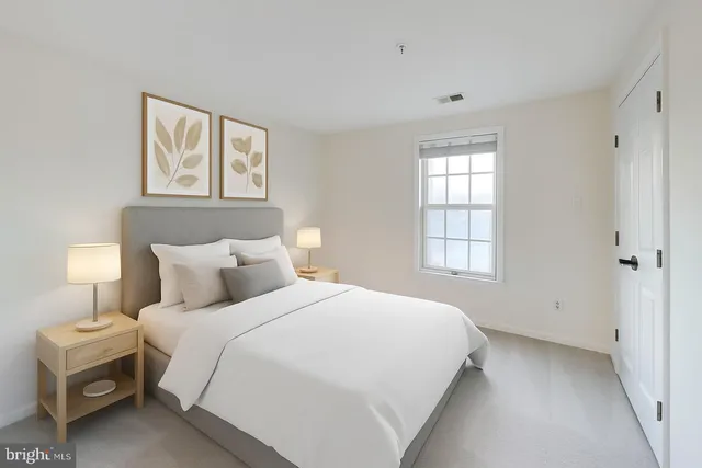 $275,000 | 13107 Briarcliff Terrace, Unit 2204, Germantown, MD 20874