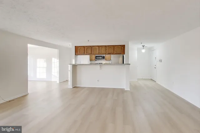 $275,000 | 13107 Briarcliff Terrace, Unit 2204, Germantown, MD 20874