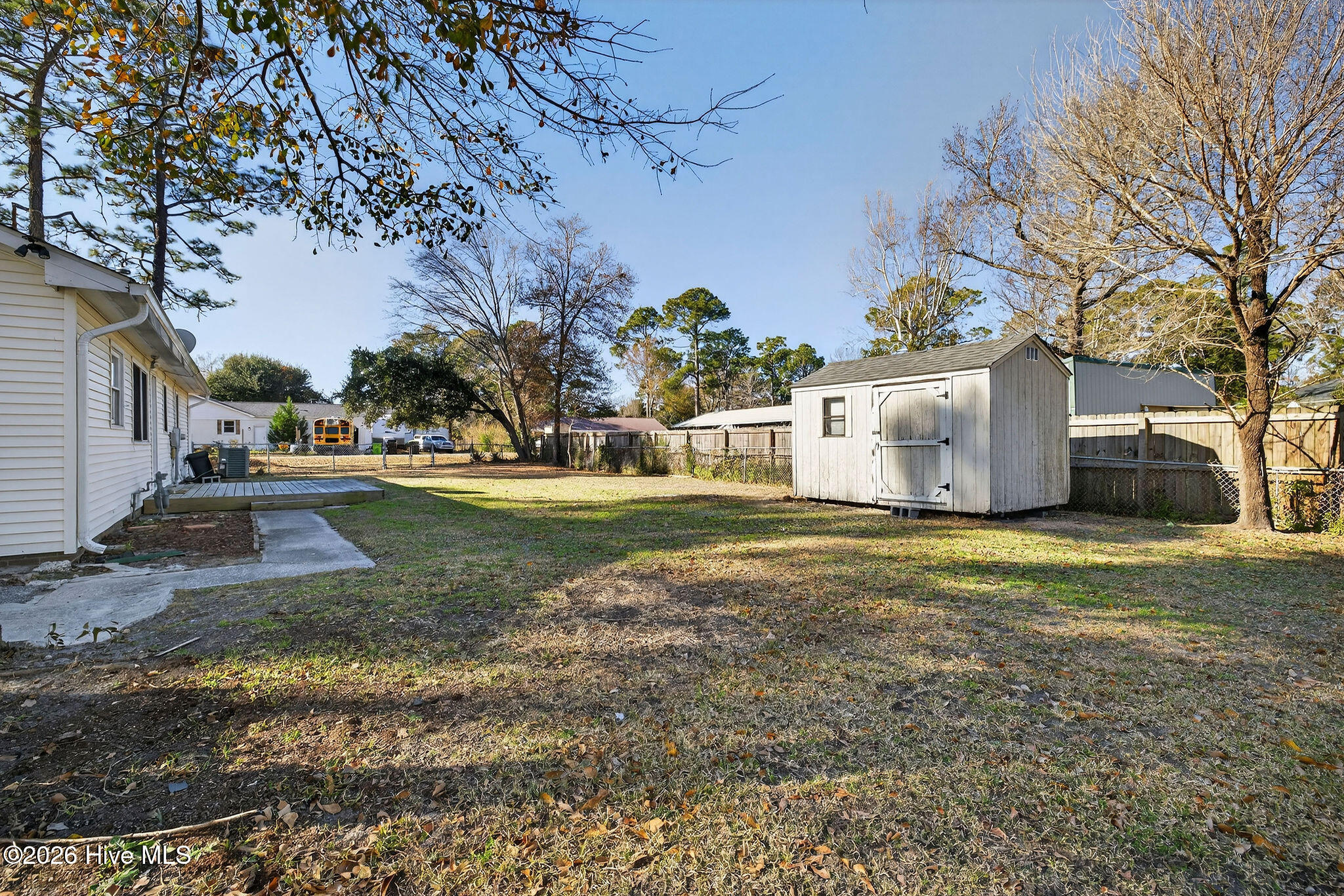 5201 Lord Tennyson Road Wilmington, NC 28405 - Photo 4 of 39