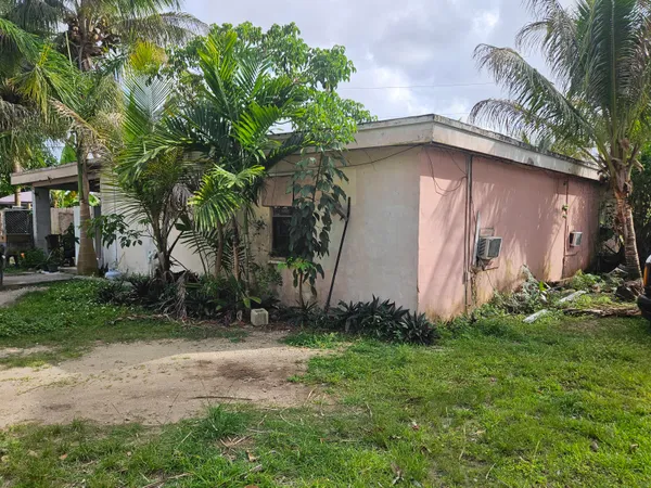 $385,000 | 15498 Hayes Lane, Homestead, FL 33033