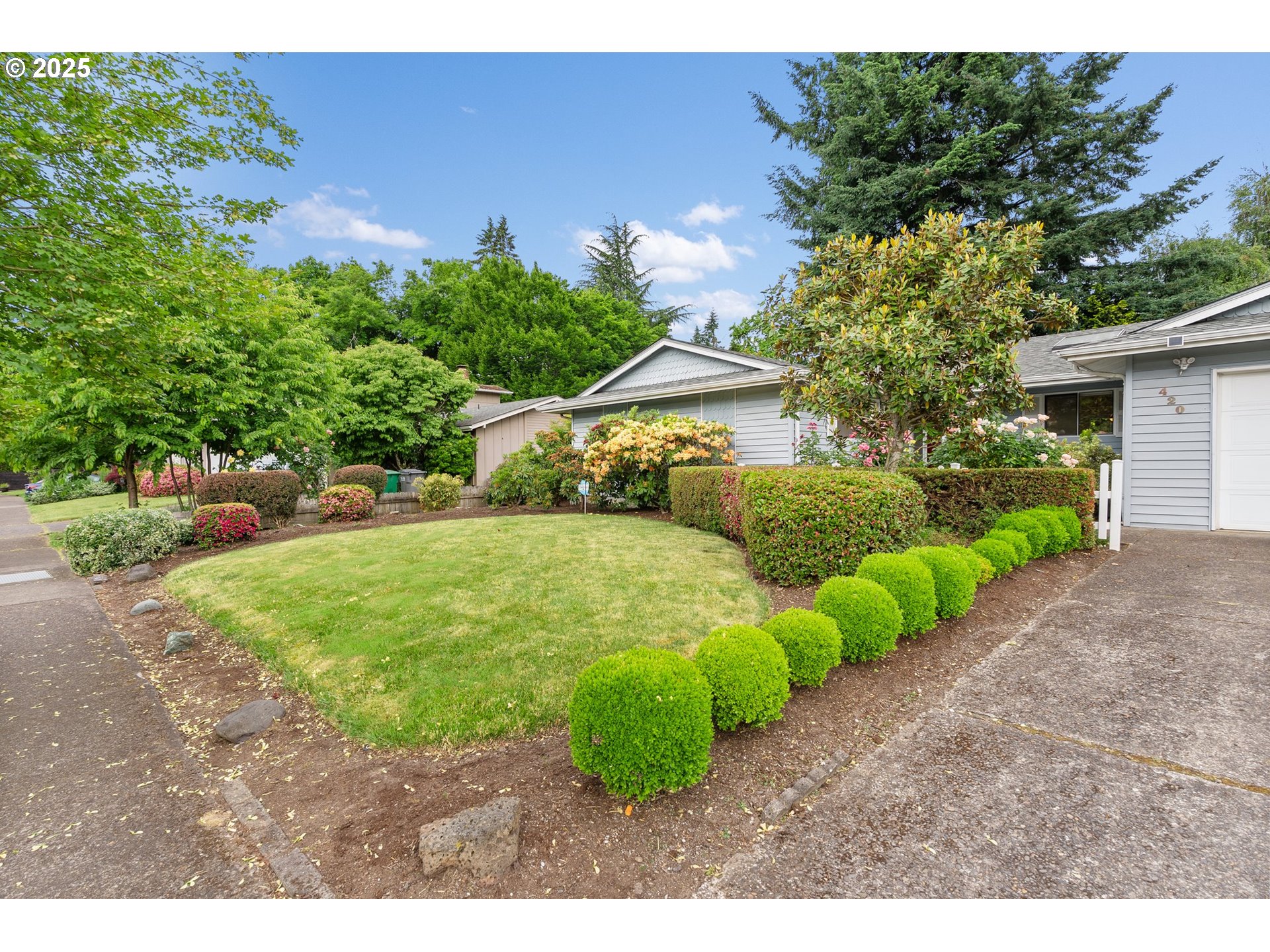 420 Mar Loop Eugene, OR 97401 - Photo 6 of 42