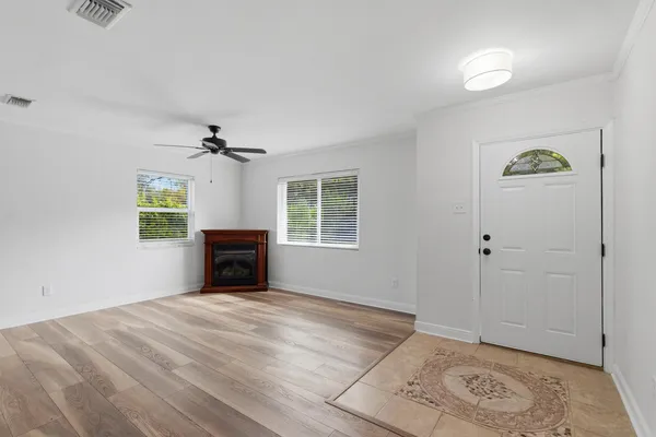 $439,000 | 120 Alabama Avenue Northwest, Fort Walton Beach, FL 32548
