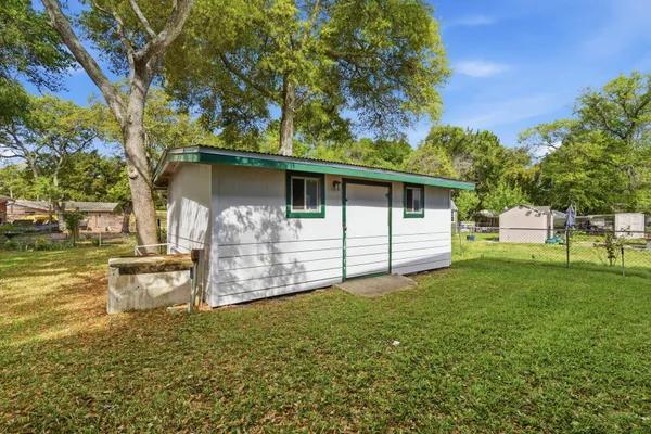 $439,000 | 120 Alabama Avenue Northwest, Fort Walton Beach, FL 32548