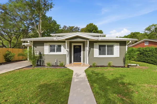 $439,000 | 120 Alabama Avenue Northwest, Fort Walton Beach, FL 32548