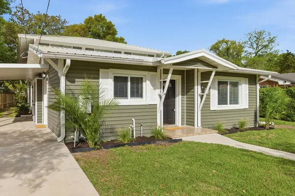 $439,000 | 120 Alabama Avenue Northwest, Fort Walton Beach, FL 32548