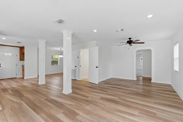 $439,000 | 120 Alabama Avenue Northwest, Fort Walton Beach, FL 32548