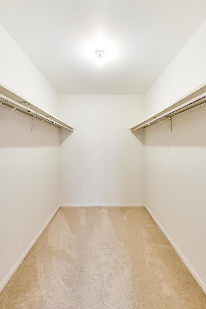 8610 Waukegan Road, Unit 302 Morton Grove, IL 60053 - Photo 24 of 34 a view of a small space