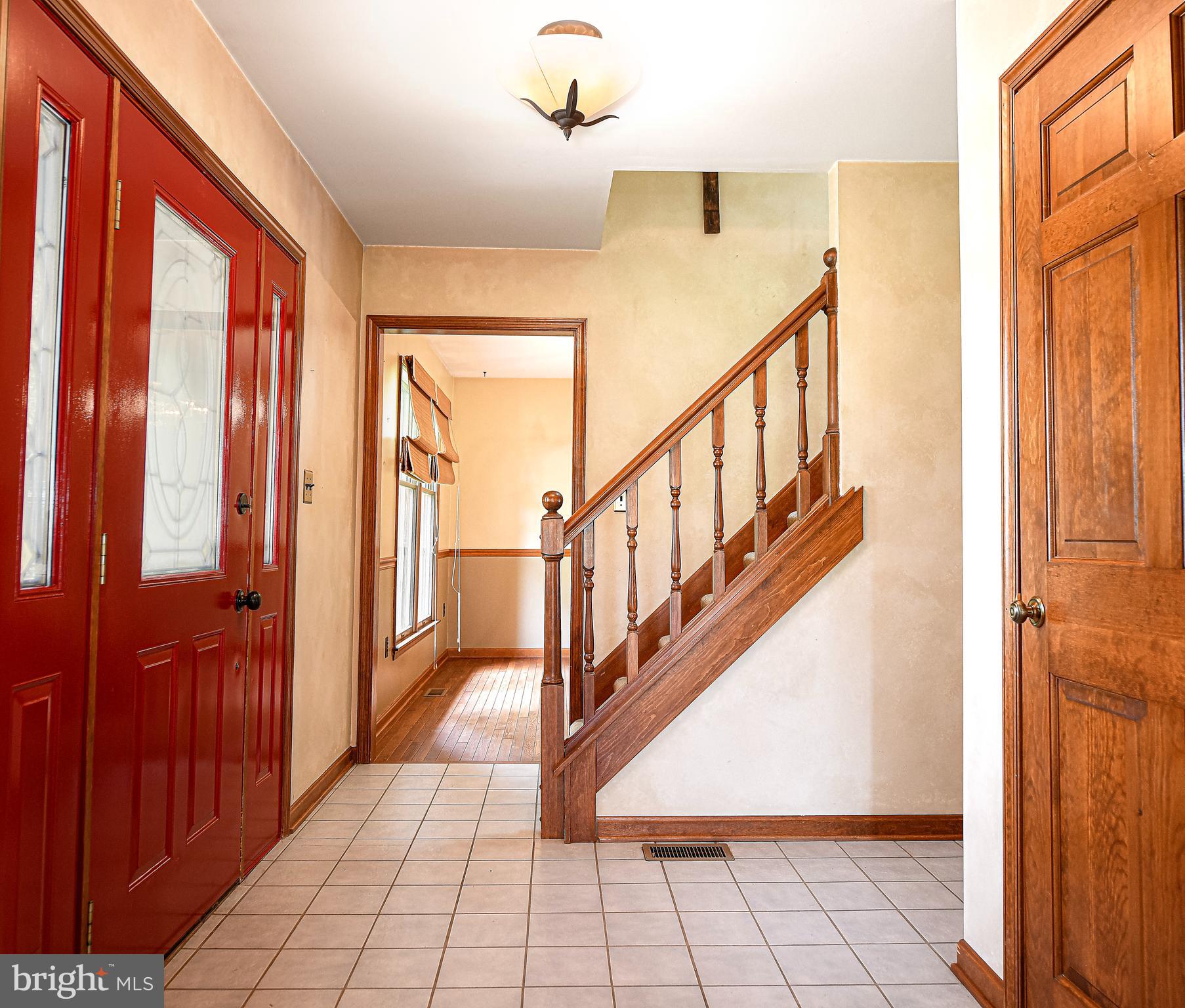 3609 Smith Road Darlington, MD 21034 - Photo 5 of 51 Foyer views