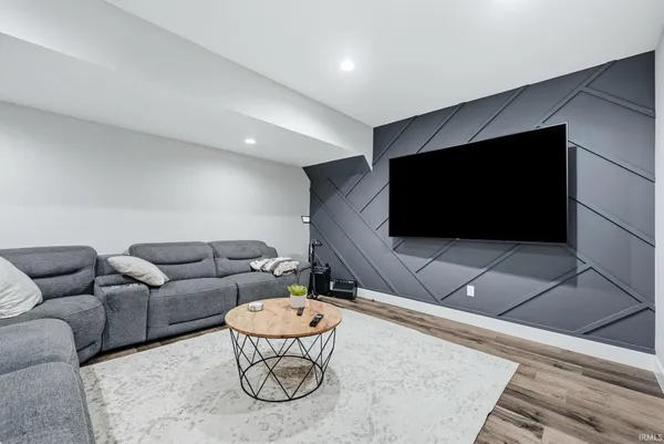 $600,000 | 922 Skillet Avenue, Huntertown, IN 46748