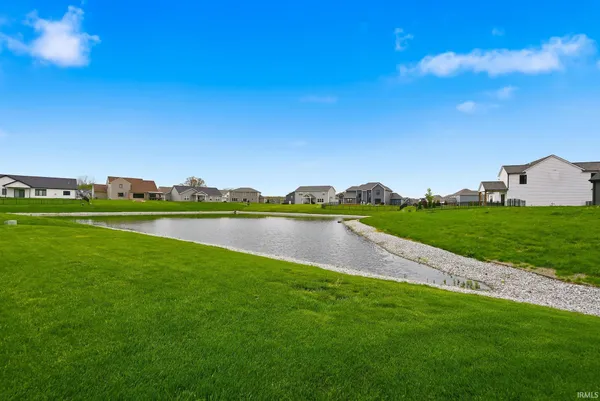 $600,000 | 922 Skillet Avenue, Huntertown, IN 46748