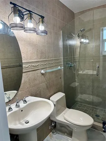 $2,600 | 4050 Northwest 135th Street, Unit 162, Opa-Locka, FL 33054