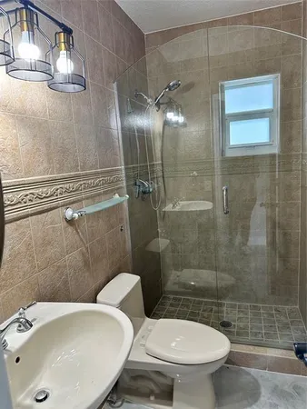 $2,600 | 4050 Northwest 135th Street, Unit 162, Opa-Locka, FL 33054