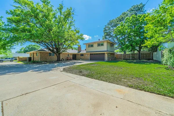 $420,000 | 2422 Greenwood Drive, Grand Prairie, TX 75050