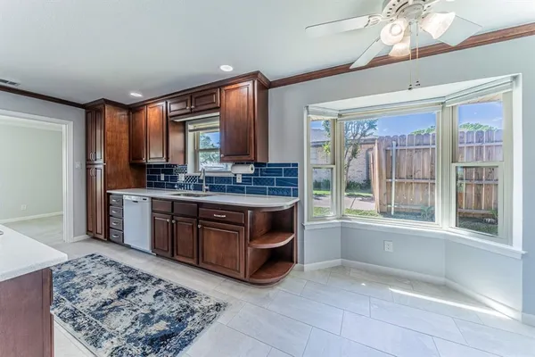 $420,000 | 2422 Greenwood Drive, Grand Prairie, TX 75050