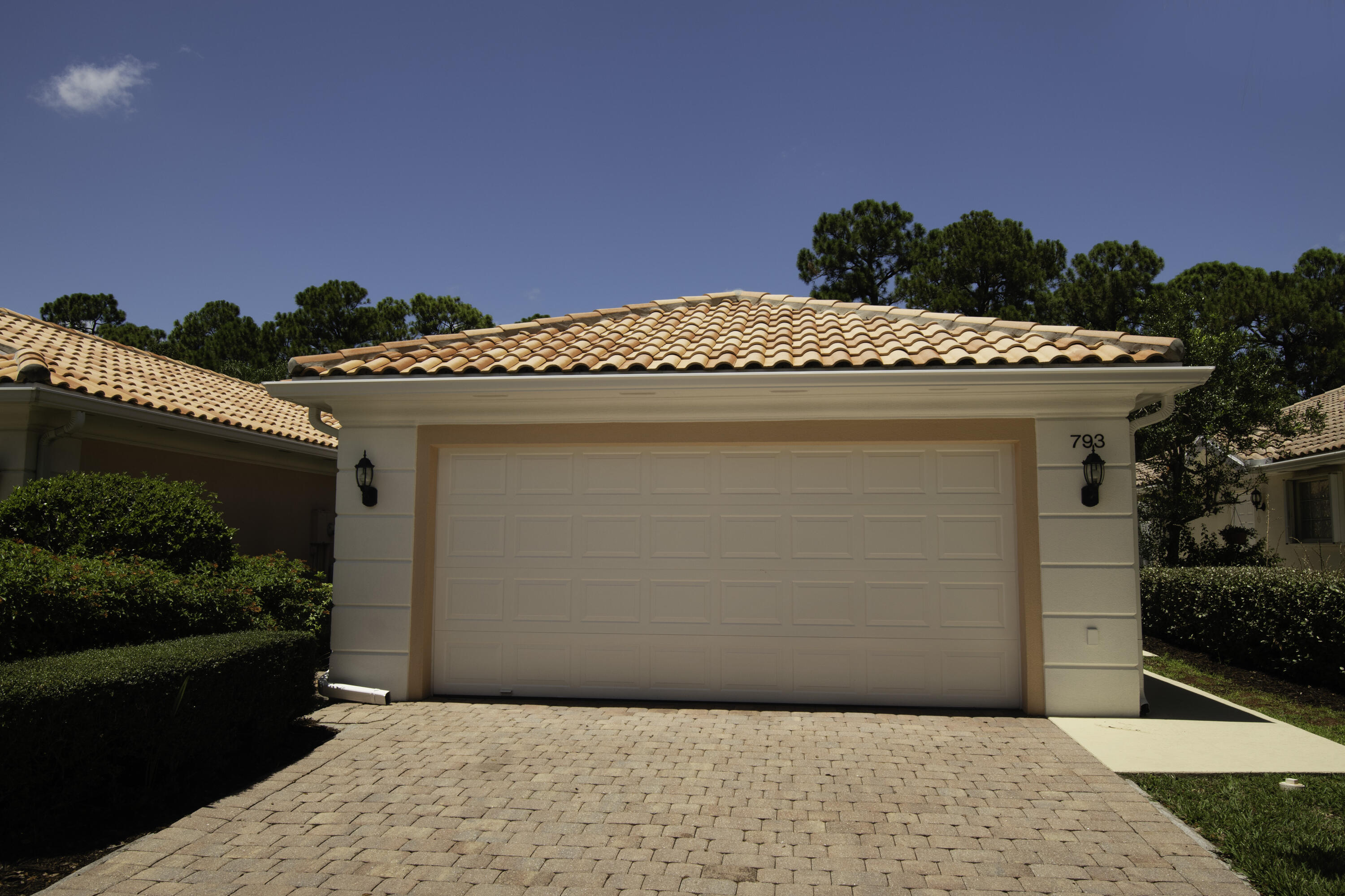 793 Southwest Balmoral Trace Stuart, FL 34997 - Photo 4 of 33 3