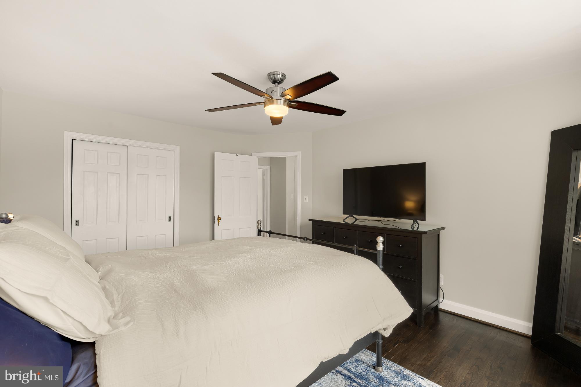 338 Whitfield Road Baltimore, MD 21228 - Photo 25 of 43 Primary bedroom