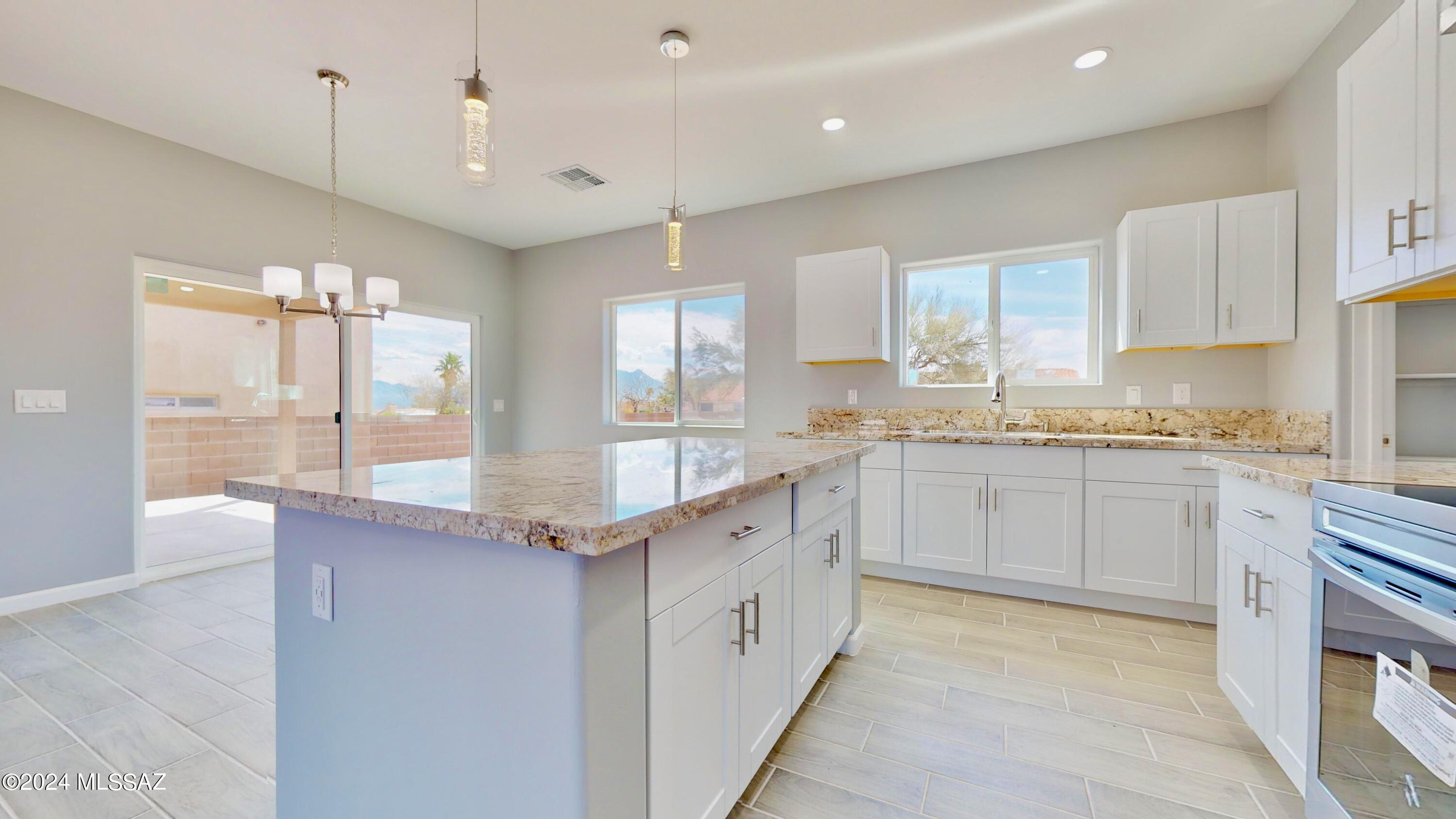 1011 West Rio Hondo Green Valley, AZ 85614 - Photo 22 of 49
