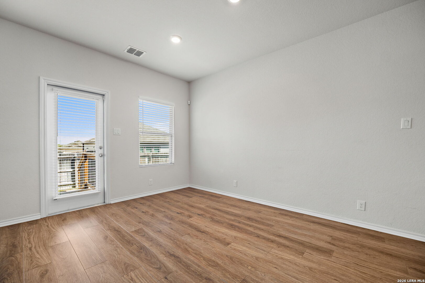 6930 Stipe Lane Converse, TX 78109 - Photo 13 of 47