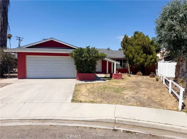 $445,000 | 215 Laurel Lane, Hemet, CA 92544
