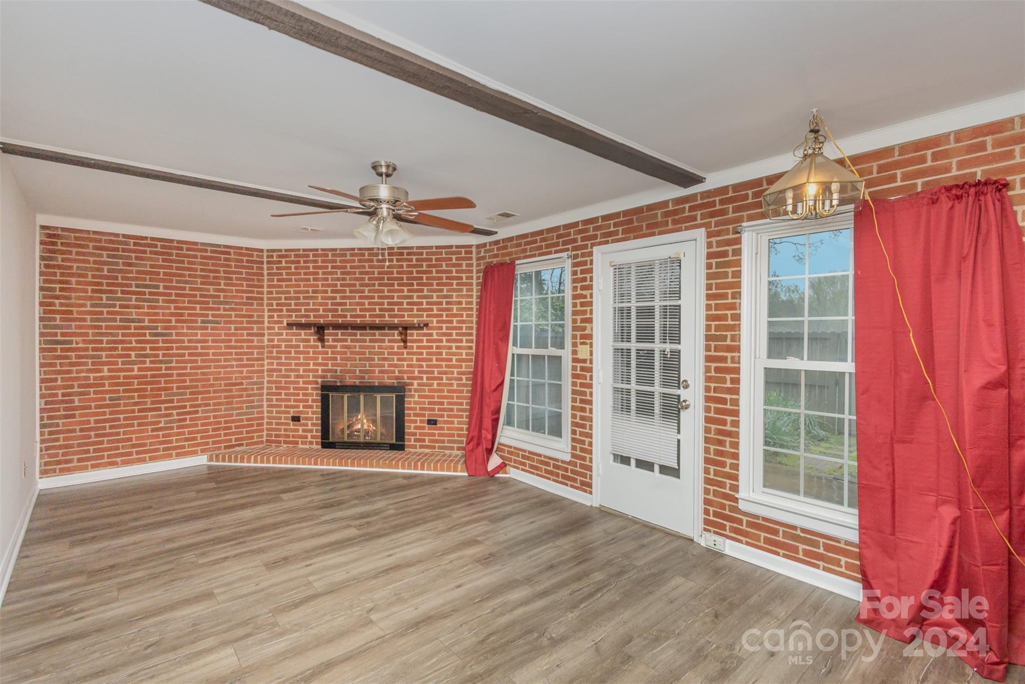 8302 Knights Bridge Road Charlotte, NC 28210 - Photo 3 of 29 Gallery Image 3