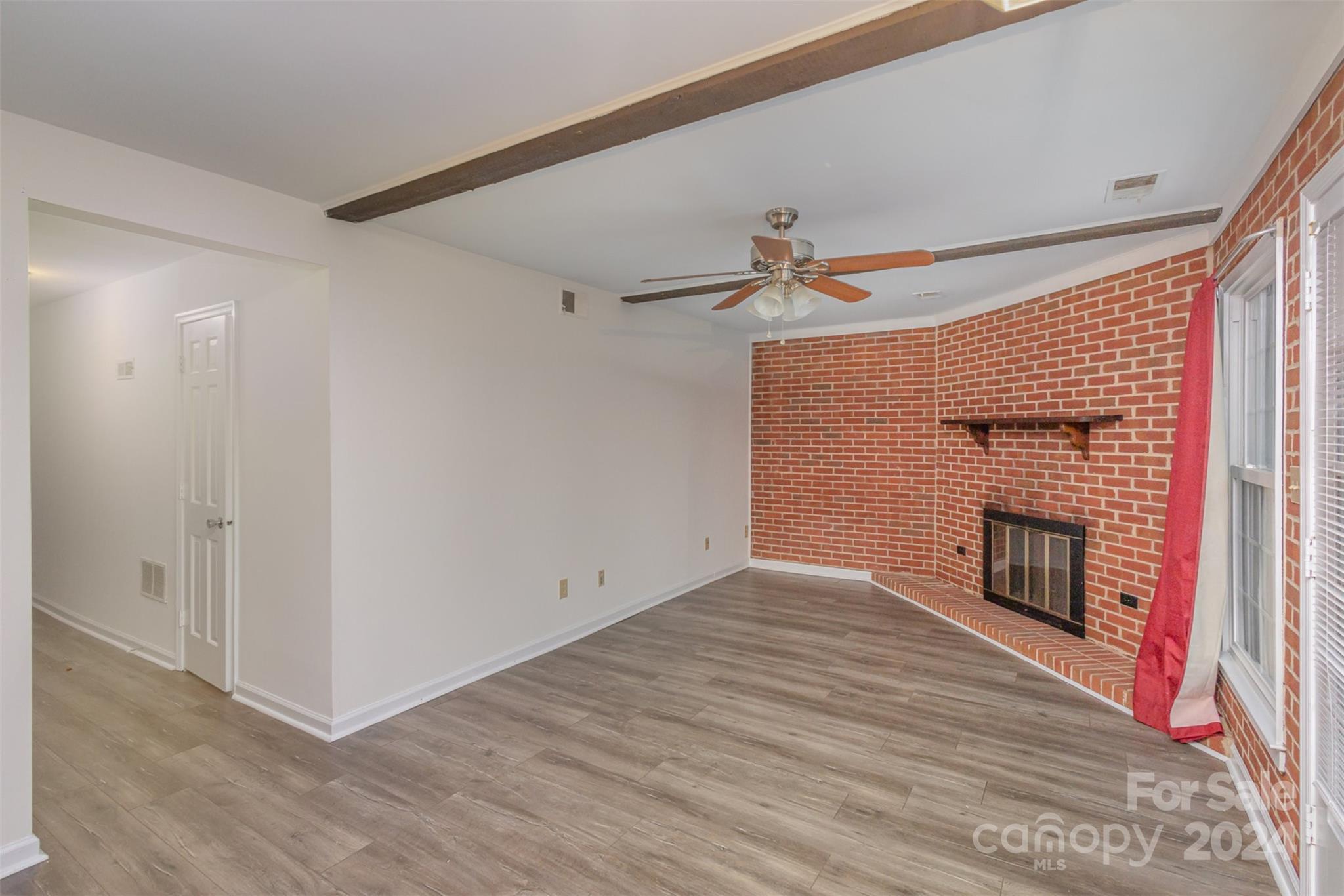8302 Knights Bridge Road Charlotte, NC 28210 - Photo 6 of 29 Gallery Image 6
