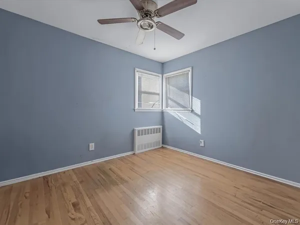 $879,999 | 206 Hunnewell Avenue, Elmont, NY 11003