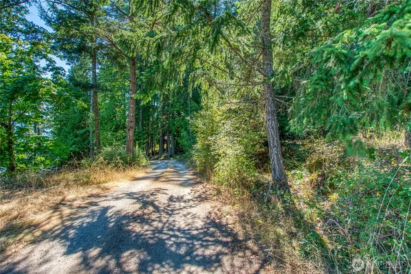 $950,000 | 239 Killebrew Lake Road, Orcas Island, WA 98280