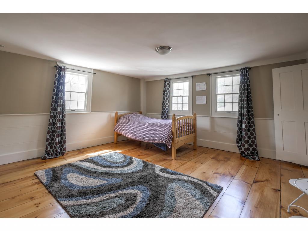 641 Main Street Hampstead, NH 03841 - Photo 29 of 36 Gallery Image 29
