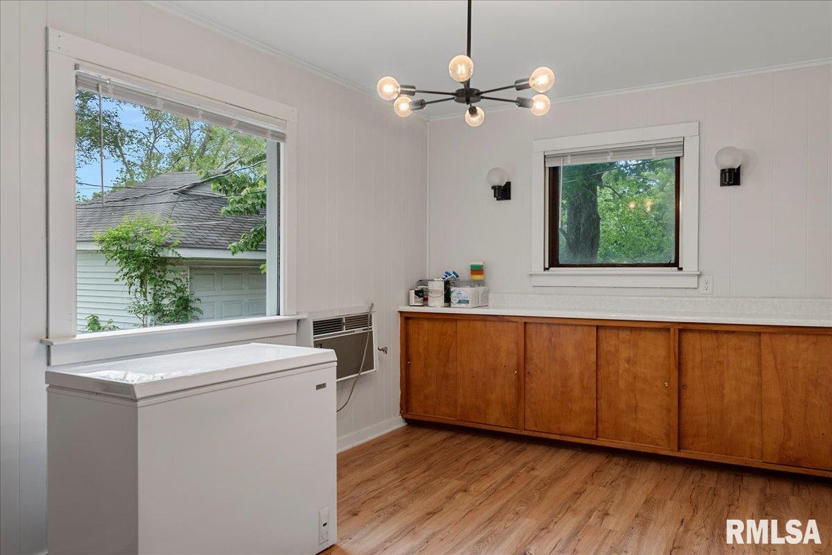 2545 South 10th Street Springfield, IL 62703 - Photo 11 of 25