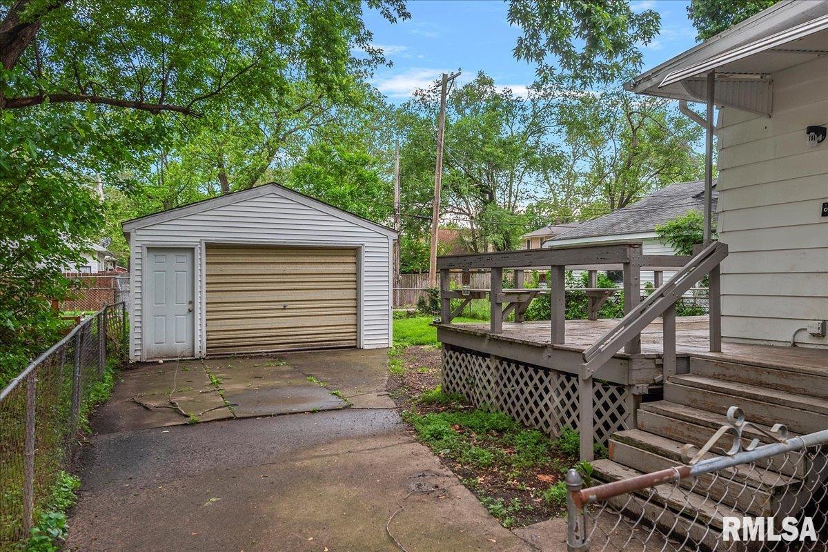 2545 South 10th Street Springfield, IL 62703 - Photo 23 of 25
