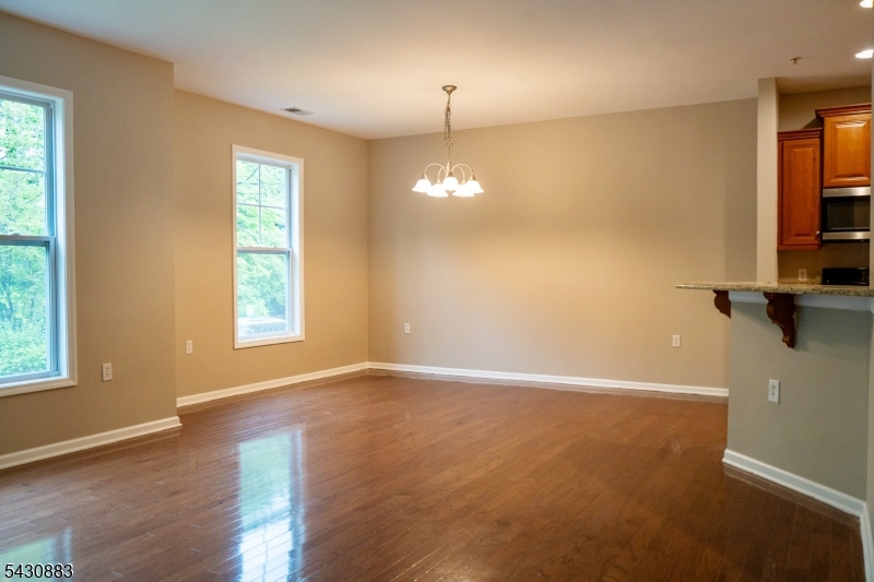 804 River Place Butler, NJ 07405 - Photo 15 of 32