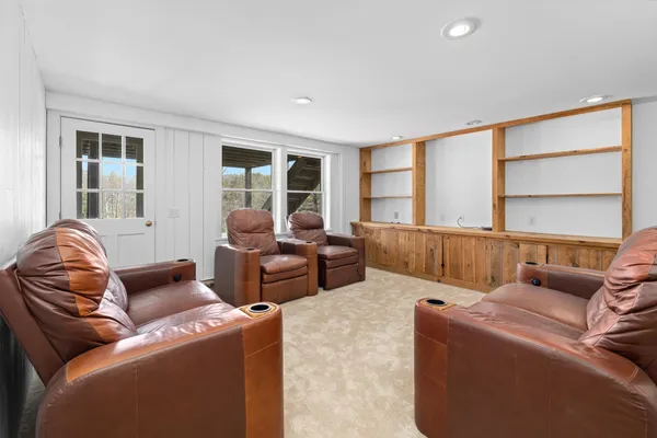 $1,189,000 | 63 Shiloh Lane, Norwich, VT 05055