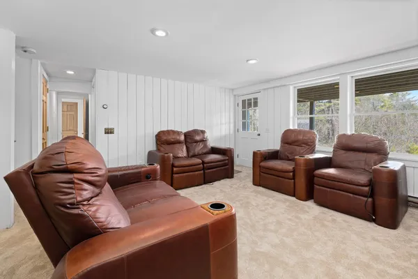 $1,189,000 | 63 Shiloh Lane, Norwich, VT 05055