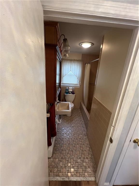 65 Johnson Street, Unit C Pawtucket, RI 02860 - Photo 5 of 6