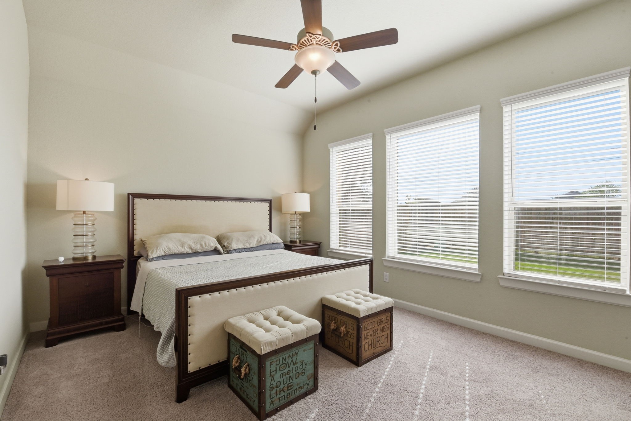3410 Shockley Lane Rosharon, TX 77583 - Photo 17 of 32 a bedroom with a bed and a chandelier
