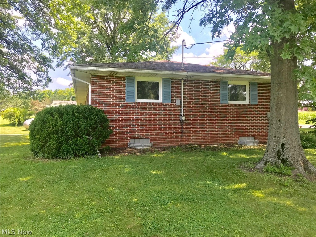 3939 Seville Road Seville, OH 44273 - Photo 3 of 25 Gallery Image 3