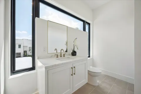 $1,680,000 | 6534 Corbin Street, Houston, TX 77055