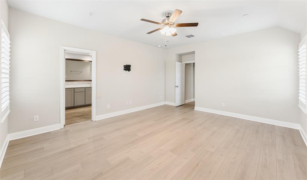 6020 Bursey Road Watauga, TX 76148 - Photo 21 of 33 a view of an empty room with a bathroom