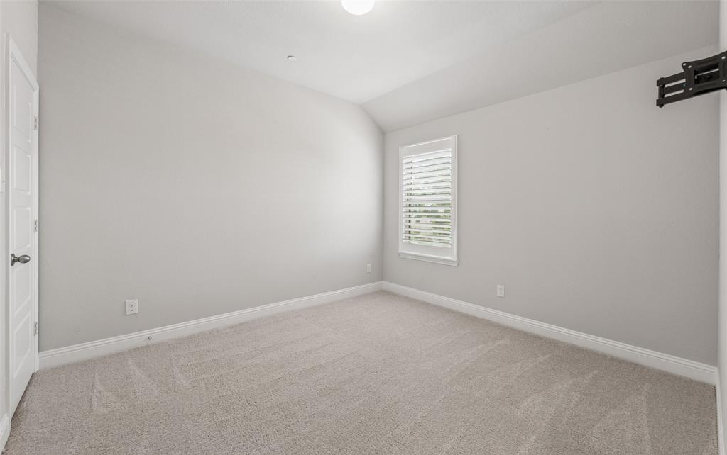 6020 Bursey Road Watauga, TX 76148 - Photo 26 of 33 an empty room with windows