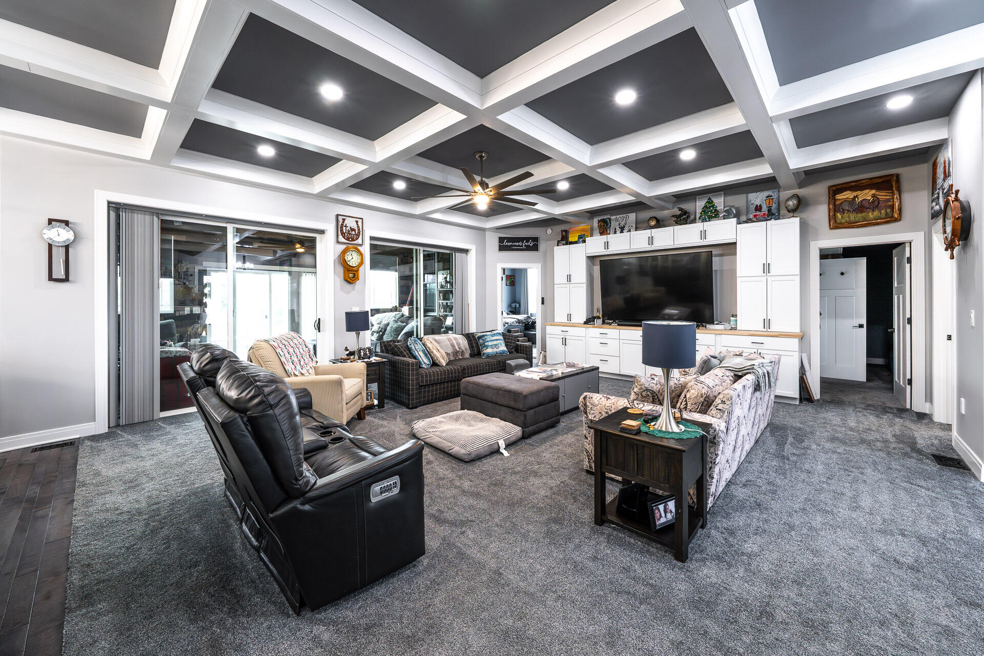 2578 Back Road Lyons, WI 53147 - Photo 8 of 46 Great Room with Coffered Ceilings