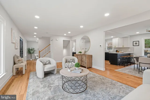 $1,475,000 | 2678 Oakton Glen Drive, Vienna, VA 22181