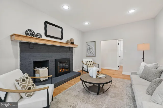 $1,475,000 | 2678 Oakton Glen Drive, Vienna, VA 22181