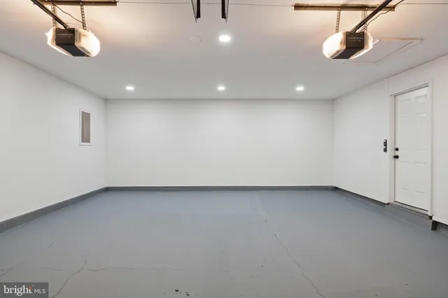 $1,475,000 | 2678 Oakton Glen Drive, Vienna, VA 22181