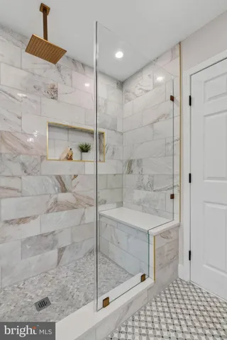 $1,475,000 | 2678 Oakton Glen Drive, Vienna, VA 22181