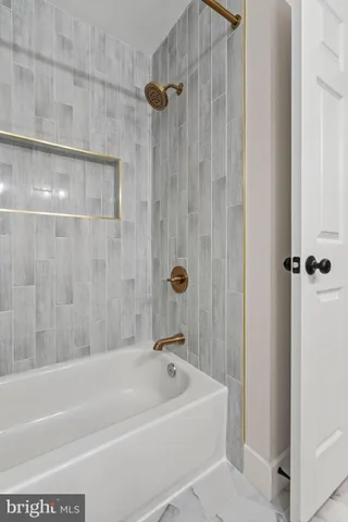 $1,475,000 | 2678 Oakton Glen Drive, Vienna, VA 22181