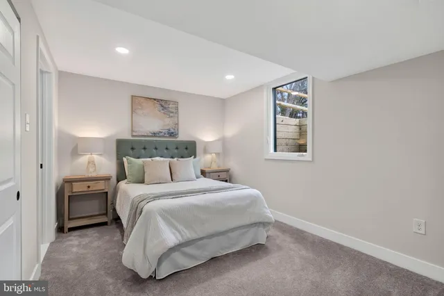 $1,475,000 | 2678 Oakton Glen Drive, Vienna, VA 22181