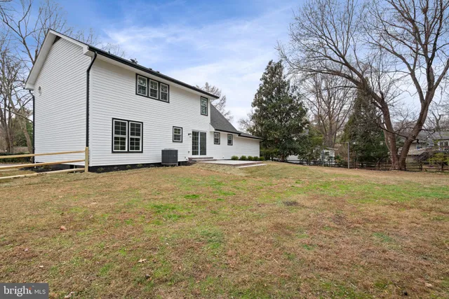 $1,475,000 | 2678 Oakton Glen Drive, Vienna, VA 22181