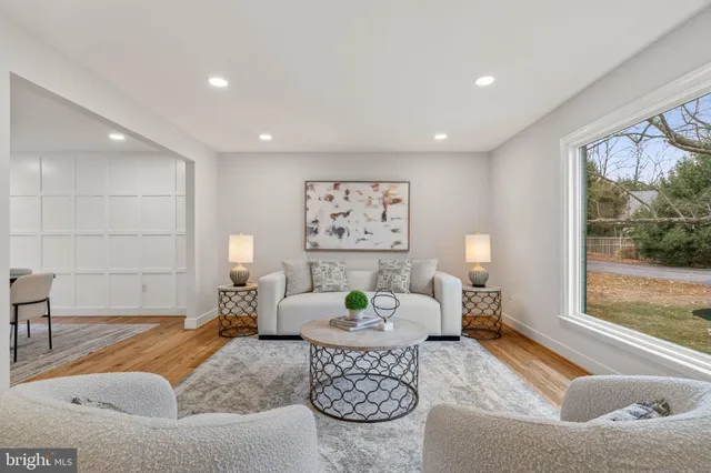 $1,475,000 | 2678 Oakton Glen Drive, Vienna, VA 22181